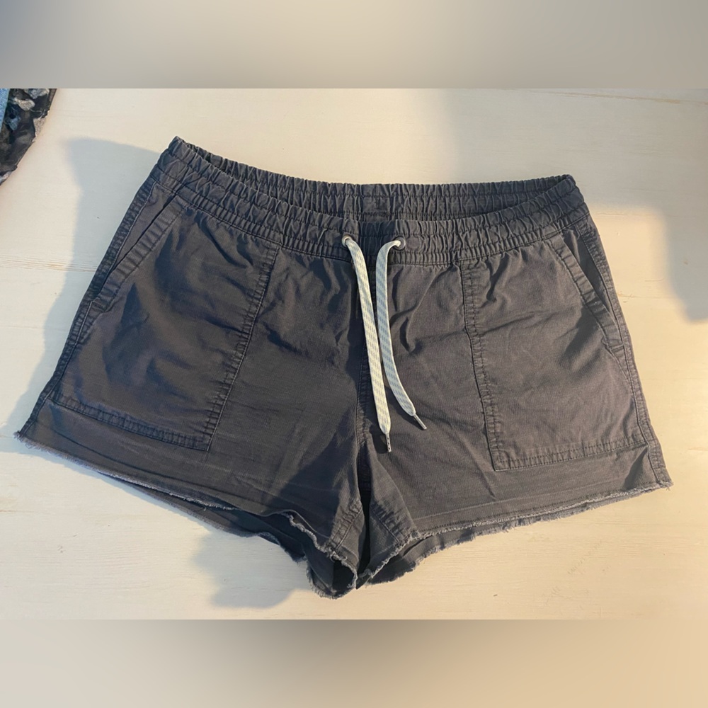 Vuori Ripstop Gray Drawstring Athletic Shorts - image 2